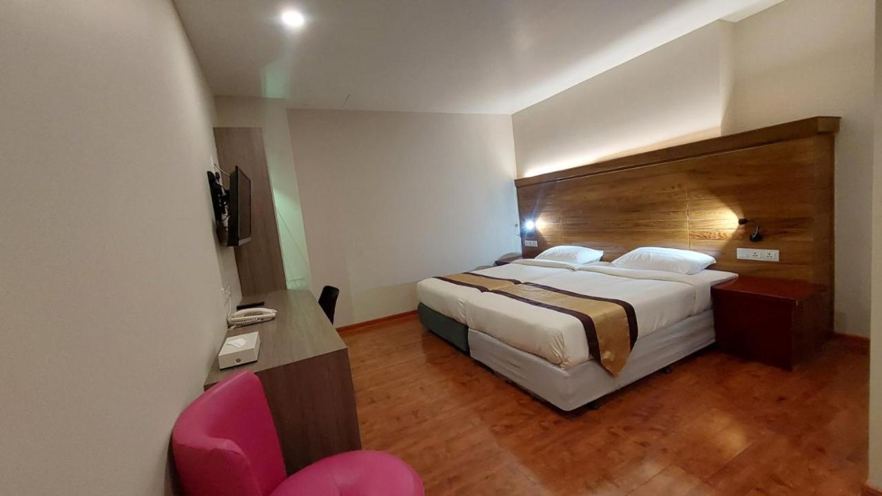 Hotel Grand Galaxy 仰光 外观 照片