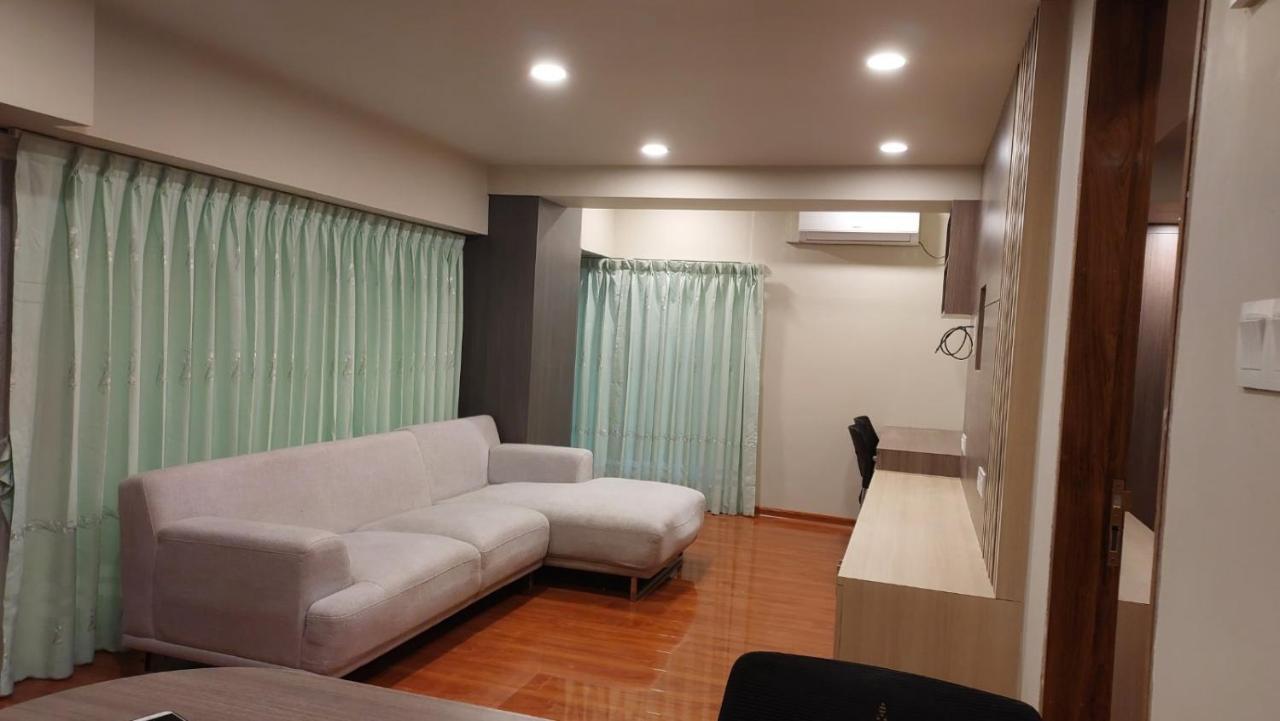 Hotel Grand Galaxy 仰光 外观 照片
